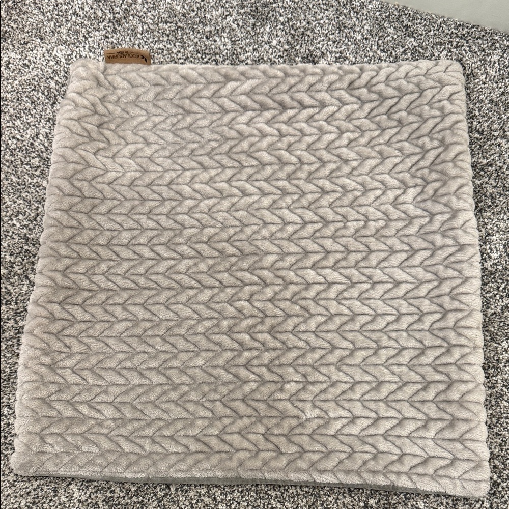 Koolaburra by Ugg Gray Textured Cozy Accent Single Pillow Case
